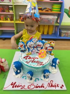 Mừng sinh nhật con trai Thiên Hoàng 3 tuổi